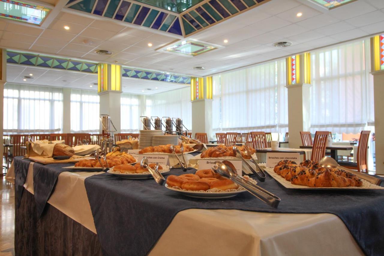 Continental B&B City Hotel Bibione Exterior foto